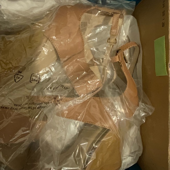 Seychelles Wedge Heels - Picture 2 of 4